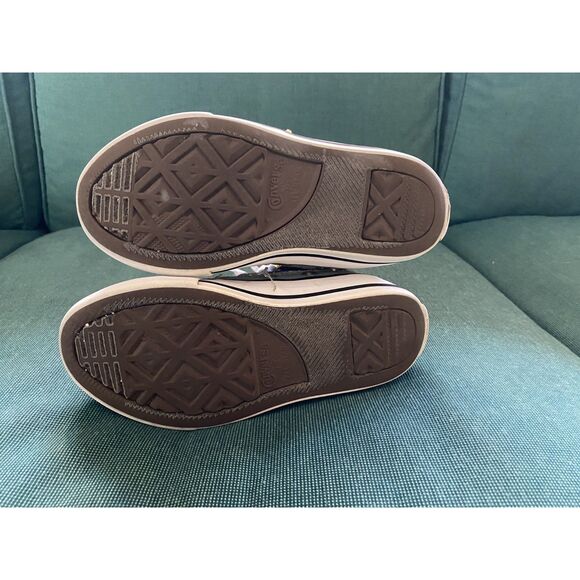 Converse High Chuck Taylor Top Kids Shoes sz 11 - Picture 12 of 12